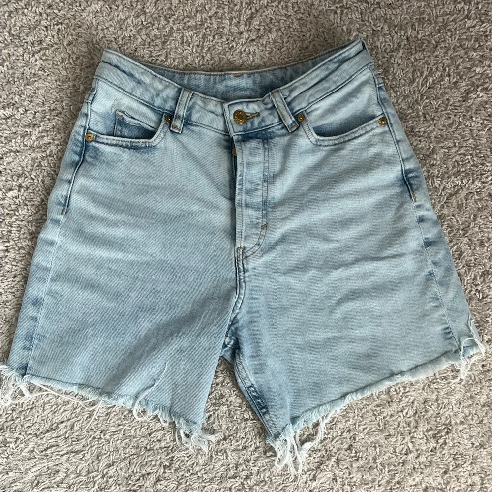 Light Wash Denim Women's Long Shorts - High Rise Frayed Hem
